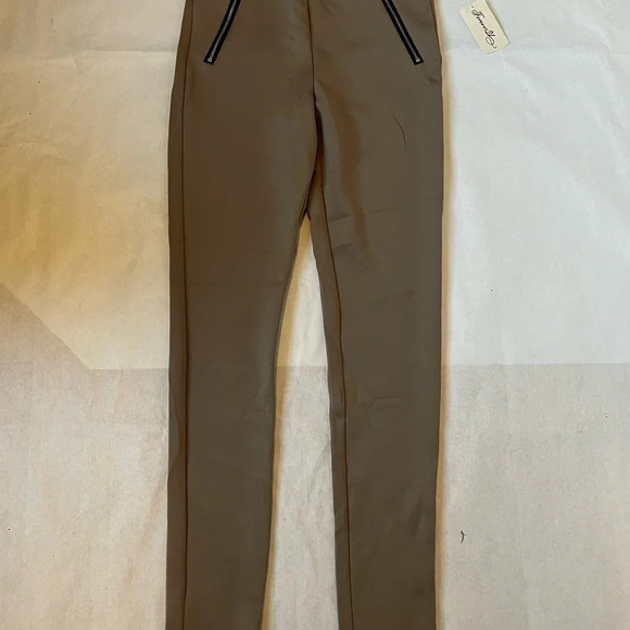 Women’s Beige Nude Leggings With Zip Accents On The Sides Size S Forever 21 - Picture 5 of 11